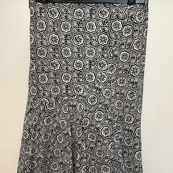 RW & Co skirt - Picture 2 of 2